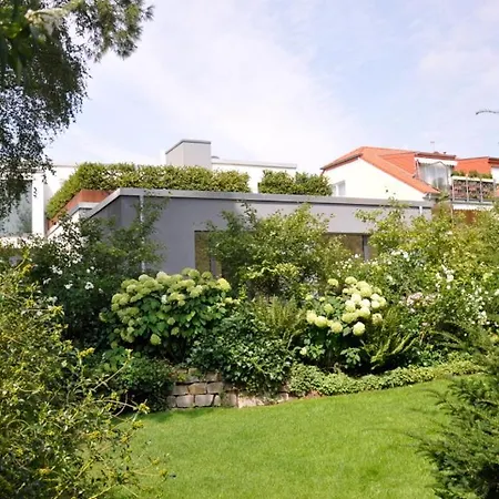 Moderne Mit Terrasse, Nahe Koln, Messewohnung