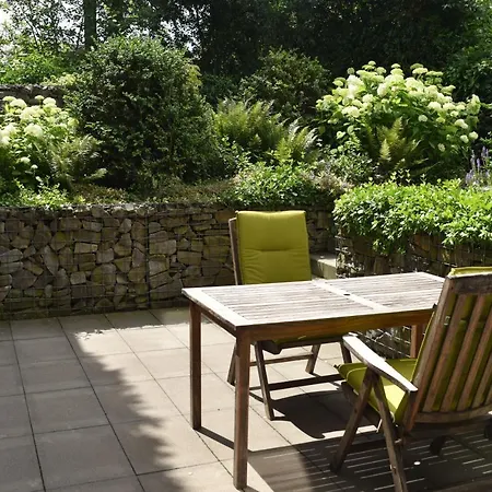 Moderne Mit Terrasse, Nahe Koln, Messewohnung شقة *
